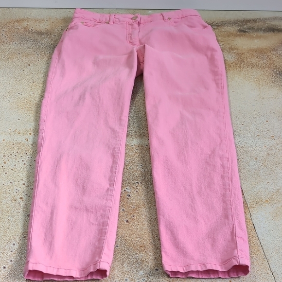 Elegance Paris | Vibrant Baby Pink Stretchy Skinny Jeans with Sleek Fit Size 8 - Picture 3 of 13